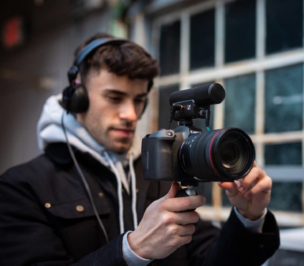 Sennheiser MKE 400 Shotgun Microphone