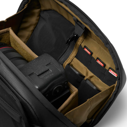 NOMATIC Camera Sling Bag
